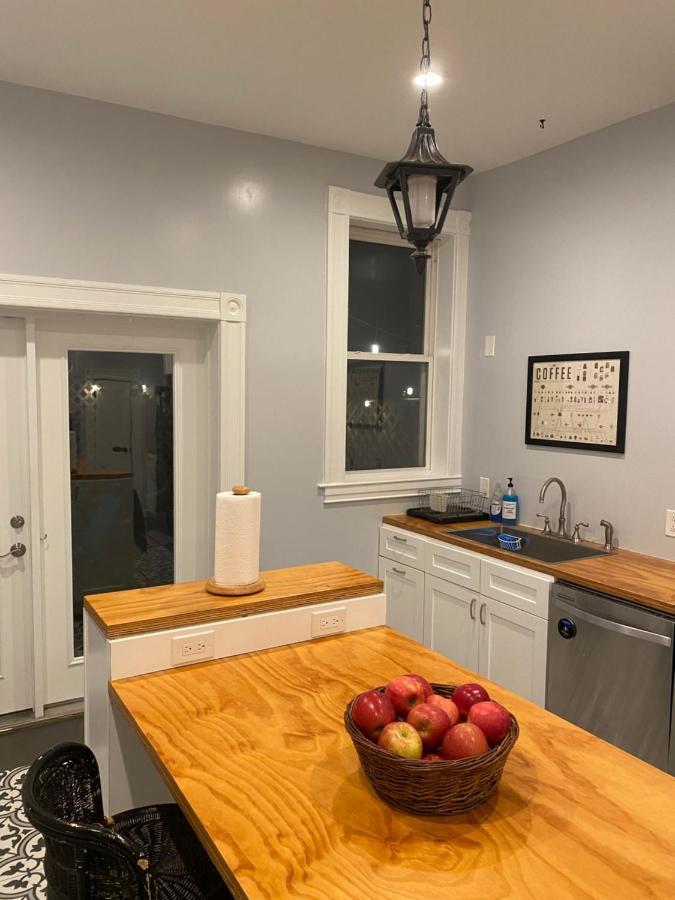 피츠버그 Northside Victorian Bed & Bagels B&B 외부 사진